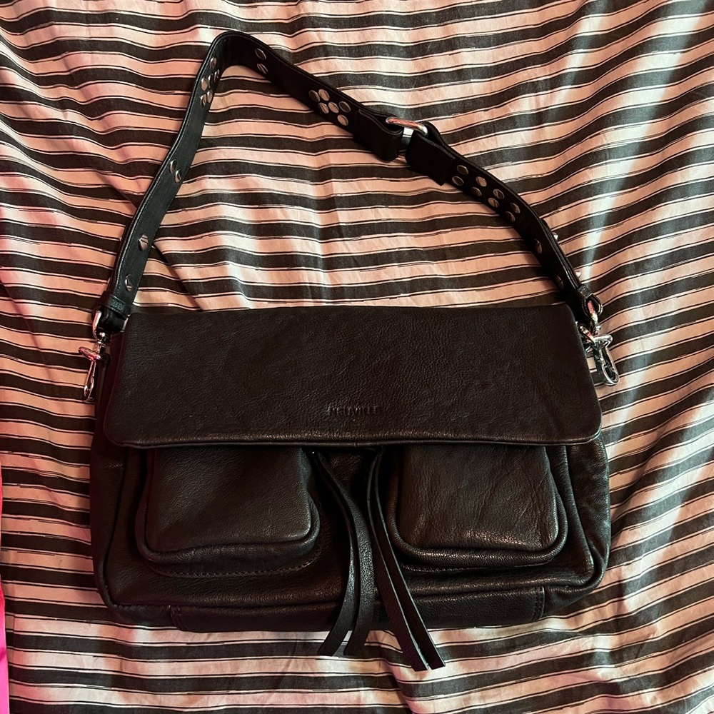 Neuville Black Leather Shoulder/Crossbody Bag